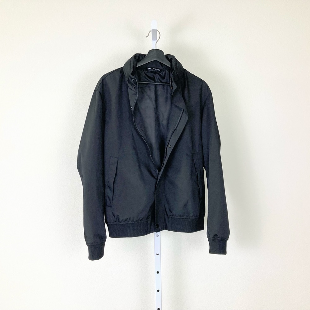 Zara Men's Technical Jacket w hidden hood, black